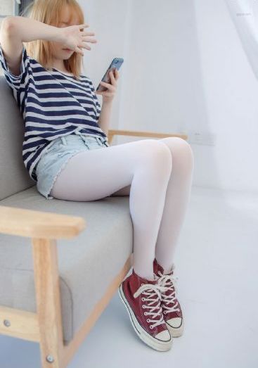 年轻的女教师4