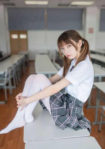 漂亮的保姆hd